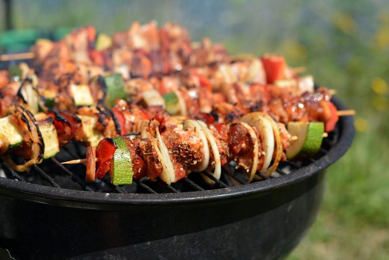 Barbecue Zéro Déchet : Fun, Savoureux et Responsable ! 